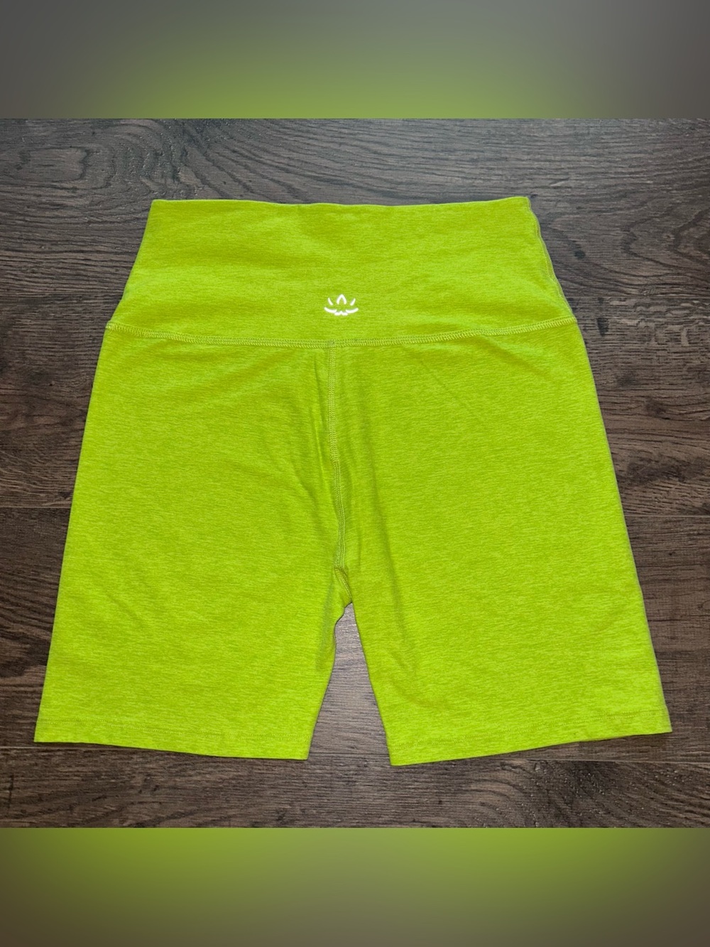 Beyond Yoga - Spacedye Keep Pace High Waisted Biker Short in Matcha Green Lime